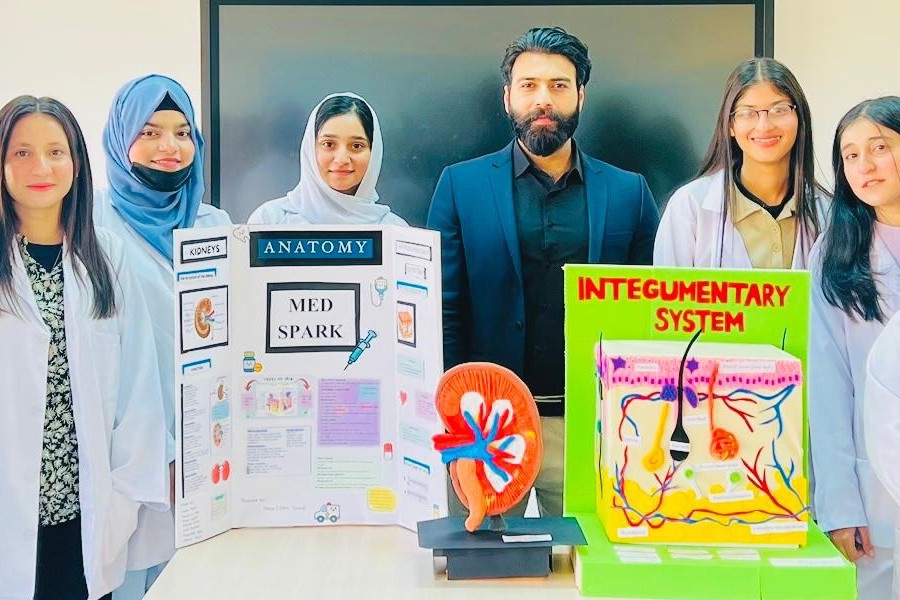 Роэль Метрополитен Университет «Anatomy Exhibition» (Анатомия көргөзмөсү) аттуу уникалдуу жана билим берүүчү иш-чара өткөрдү