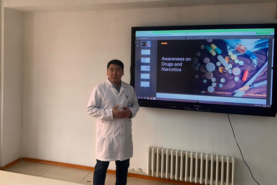 Royal Metropolitan University Held a Meeting to Raise Awareness About Drugs and Psychotropic Substances