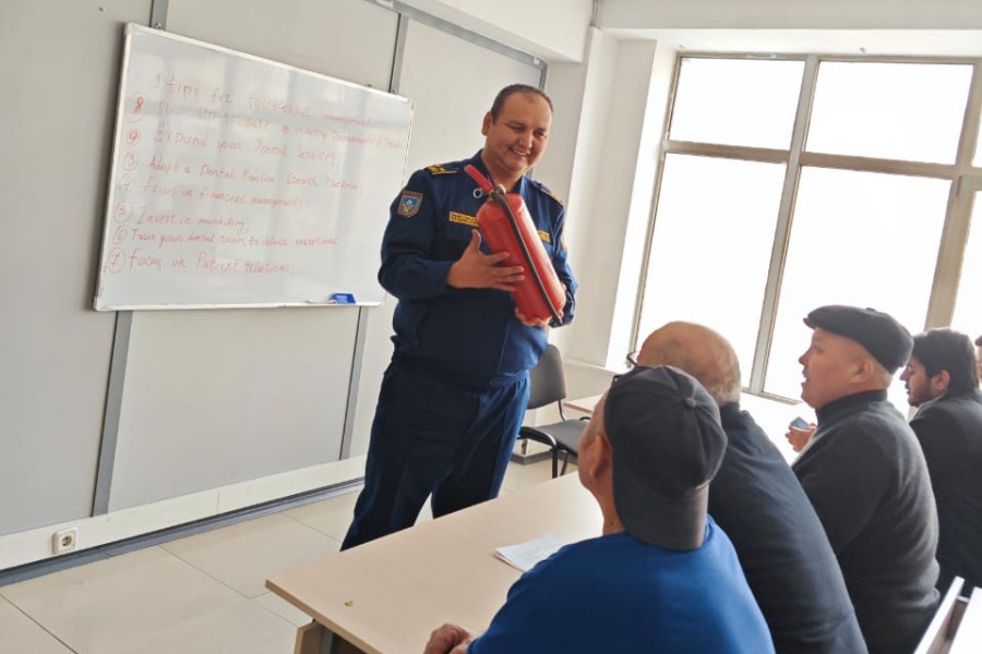 A fire safety training was held for the staff at Royal Metropolitan University
